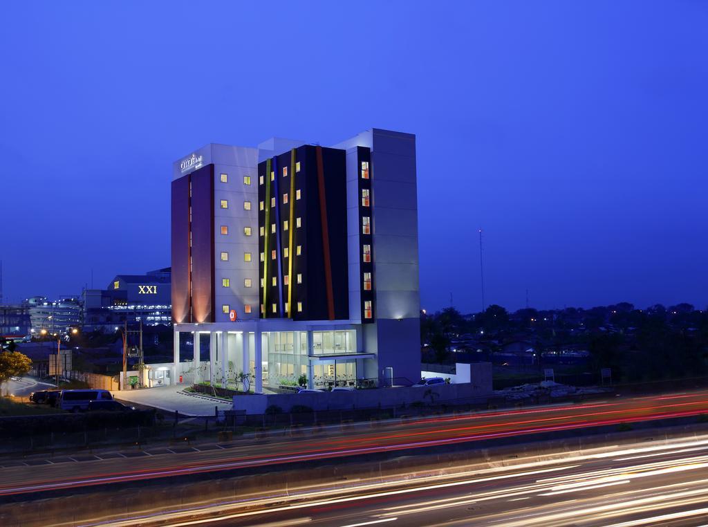 Amaris Hotel Bekasi Barat Kültér fotó
