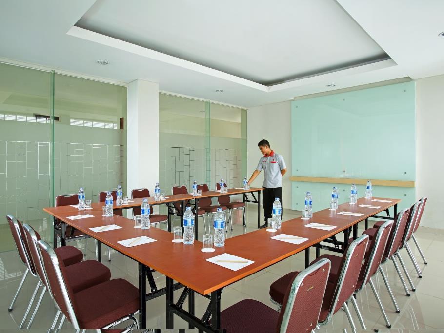 Amaris Hotel Bekasi Barat Kültér fotó
