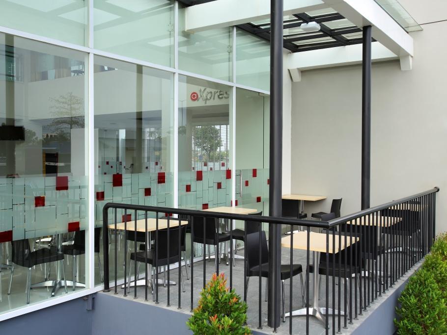 Amaris Hotel Bekasi Barat Kültér fotó