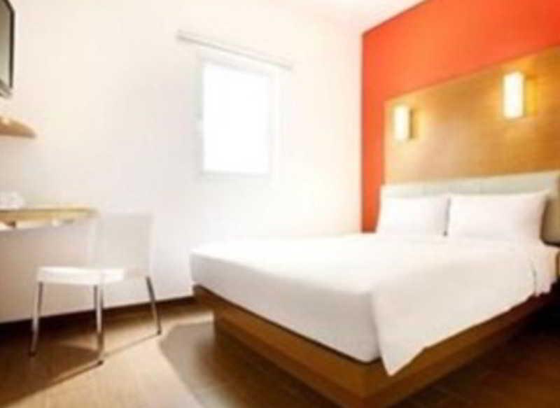 Amaris Hotel Bekasi Barat Kültér fotó
