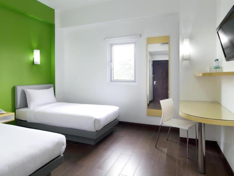 Amaris Hotel Bekasi Barat Kültér fotó